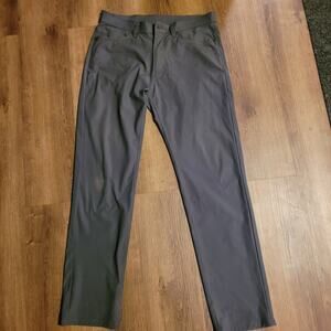 Levi's engineered for movement pants gray 511 34 x 34  nwot